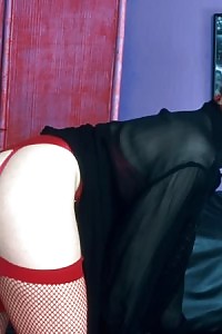 Brunette Seduce In Bdsm Outfit And Nylons Hungers For Fuck Tease